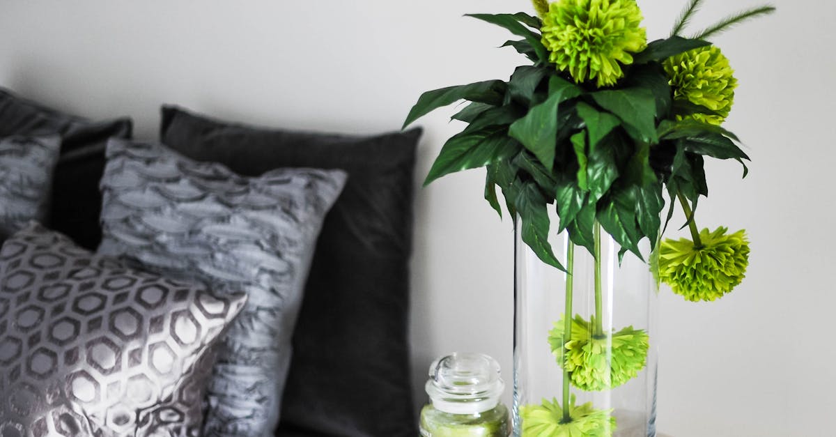 creative wall decor ideas to energize your living space 2 discover inspiring decor ideas to transform your space into a stylish and functional haven. explore tips, trends, and creative solutions for every room in your home.
