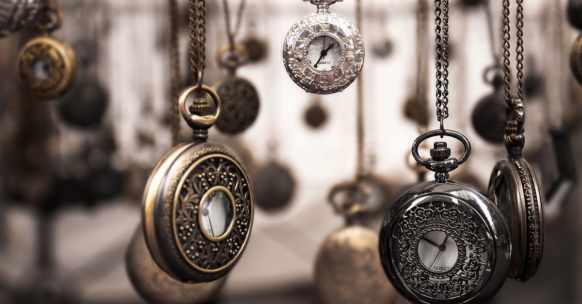 explore a timeless collection of antiques that tells the story of the past. discover unique treasures, vintage decor, and historical artifacts that bring character and charm to your space.