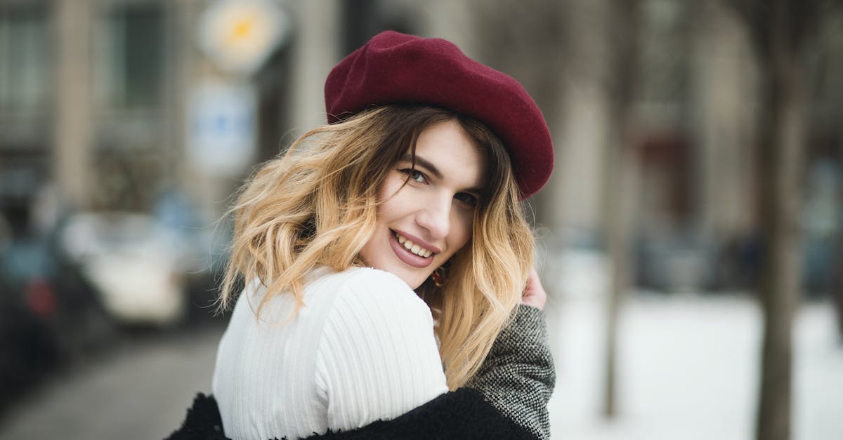 discover the essence of elegance with our chic collection, designed to elevate your style and sophistication. embrace timeless fashion and modern trends that captivate every glance.