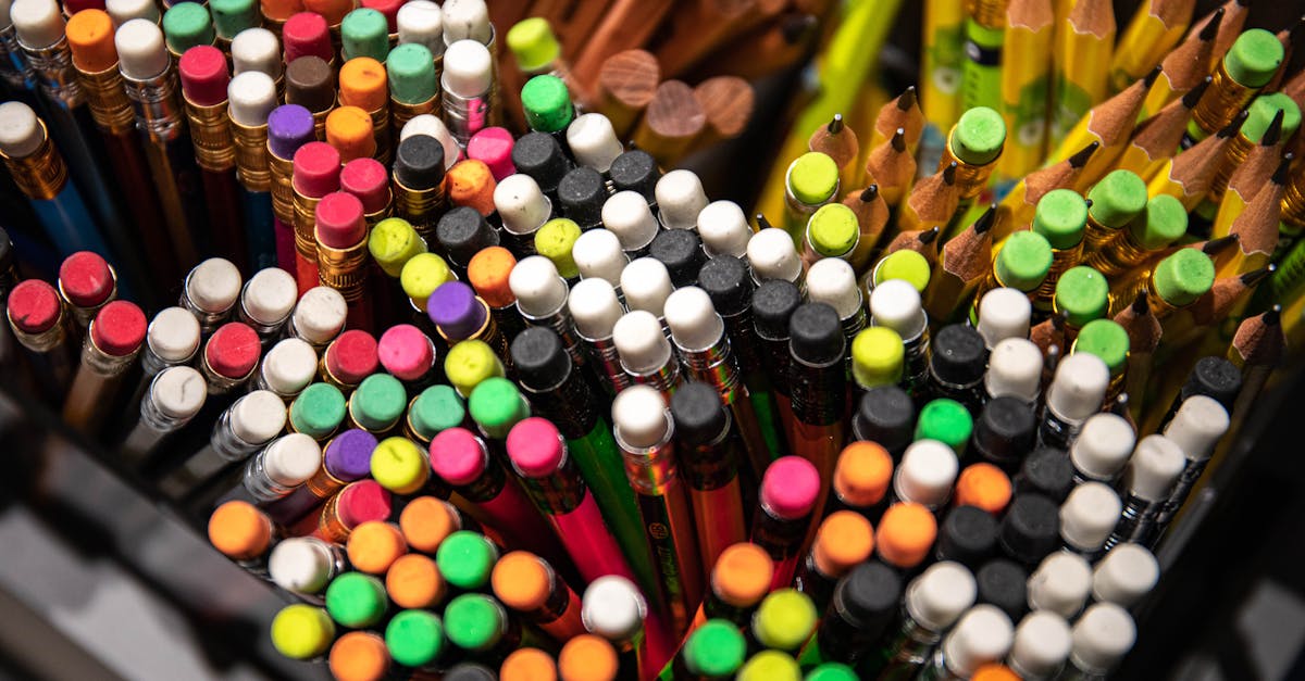 Trending Color Combinations for 2025 That Wow! 1 discover the art of color combinations with our comprehensive guide, featuring tips, techniques, and inspiration to help you create stunning palettes for design, fashion, and more.