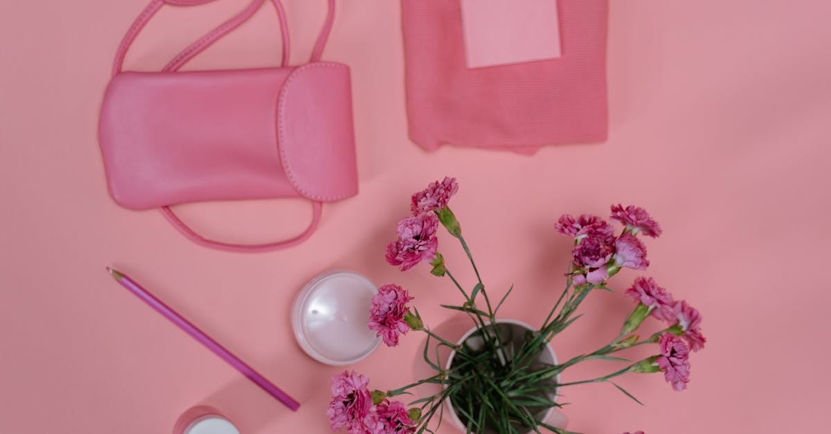 discover the art of color coordination and elevate your design skills. learn how to blend colors seamlessly for interiors, fashion, and branding, creating harmonious and visually appealing compositions that stand out.