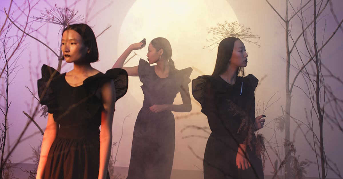 discover the timeless allure of gothic elegance. explore dramatic fashion, moody interiors, and captivating inspiration blending classic sophistication with a darkly romantic edge.